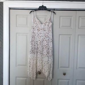 White lace Lulus midi dress